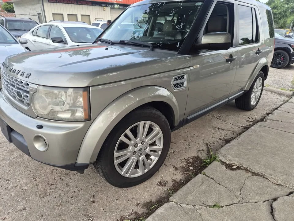 2011 Land Rover Discovery 4th Gen - Image 5 of 9