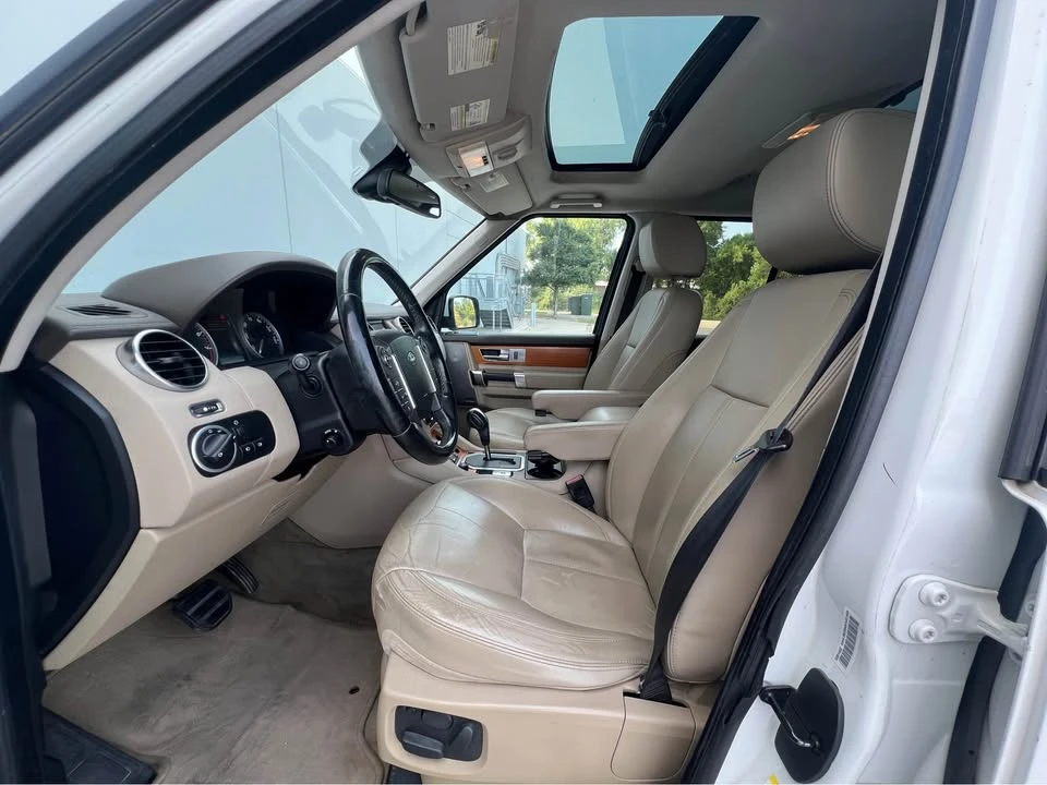 2011 Land Rover Discovery 4th Gen - Image 11 of 20