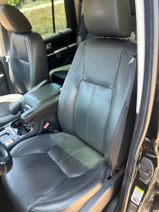 2011 Land Rover Discovery 4th Gen - Image 15 of 21