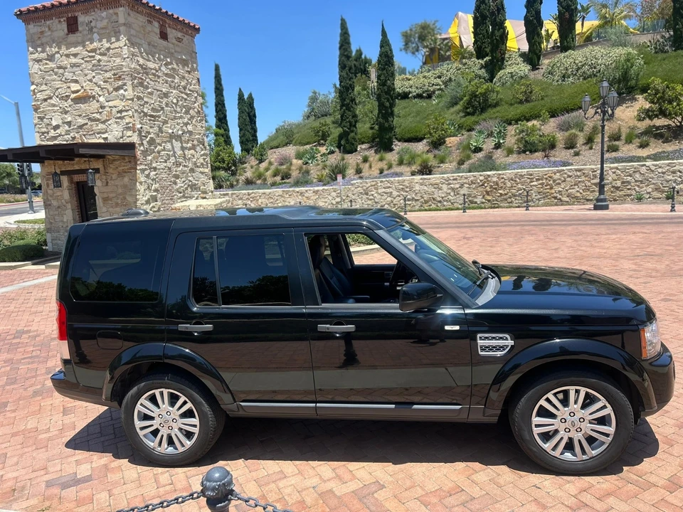 2011 Land Rover Discovery 4th Gen - Image 5 of 21