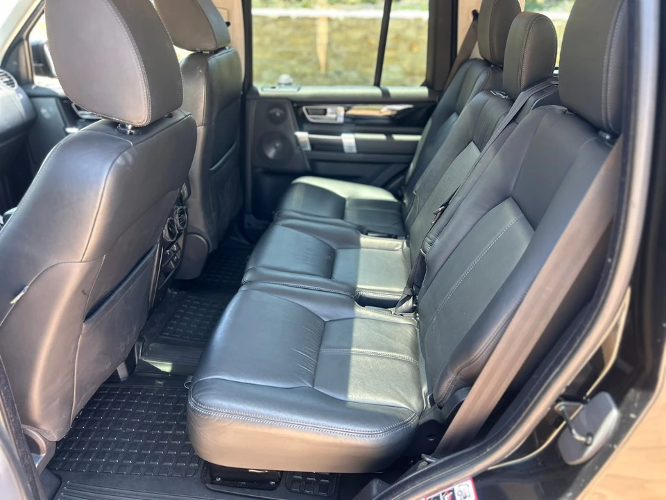 2011 Land Rover Discovery 4th Gen - Image 13 of 21