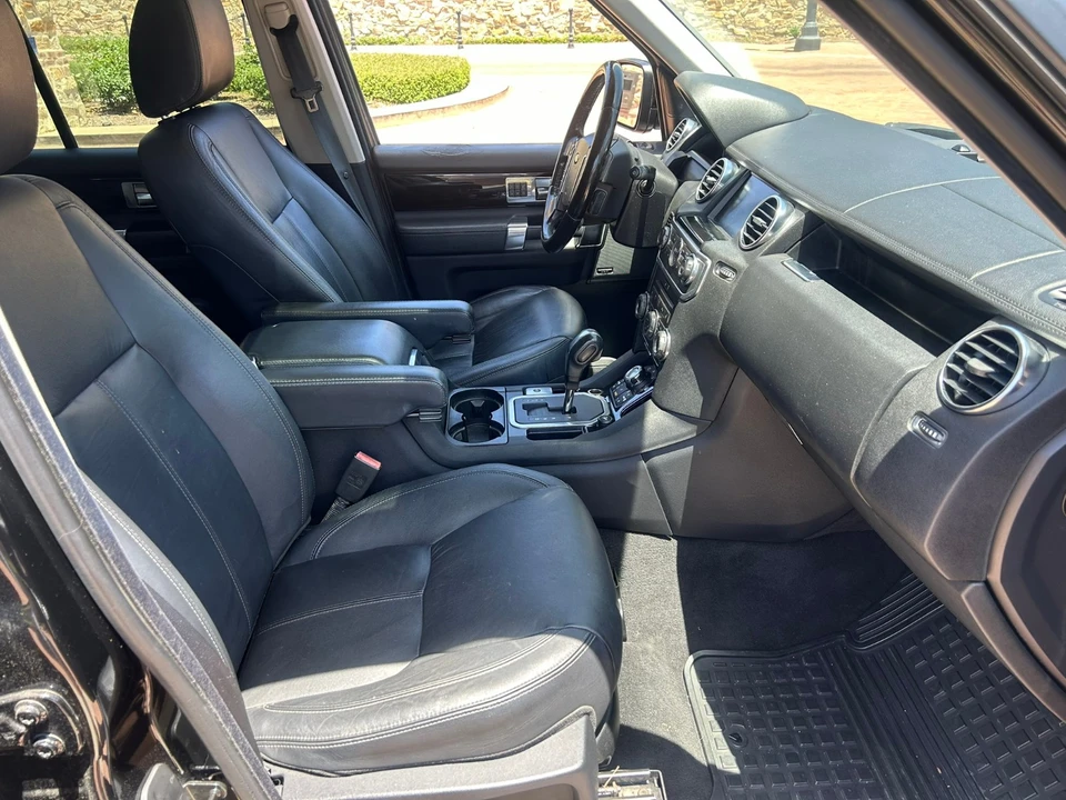 2011 Land Rover Discovery 4th Gen - Image 18 of 21