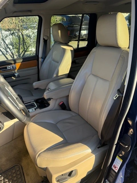 2011 Land Rover Discovery 4th Gen - Image 10 of 21
