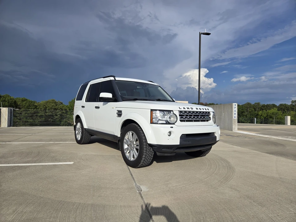 2011 Land Rover Discovery 4th Gen - Image 26 of 31