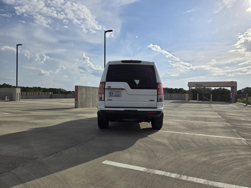 2011 Land Rover Discovery 4th Gen - Image 13 of 31