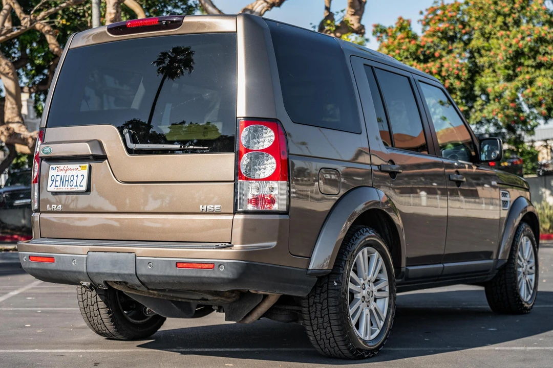 2011 Land Rover Discovery 4th Gen - Image 4 of 31