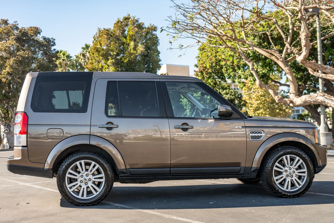 2011 Land Rover Discovery 4th Gen - Image 8 of 31