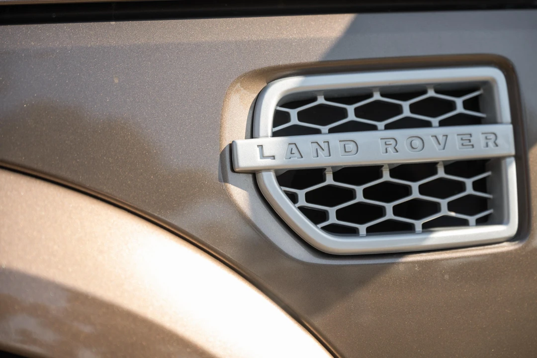 2011 Land Rover Discovery 4th Gen - Image 15 of 31
