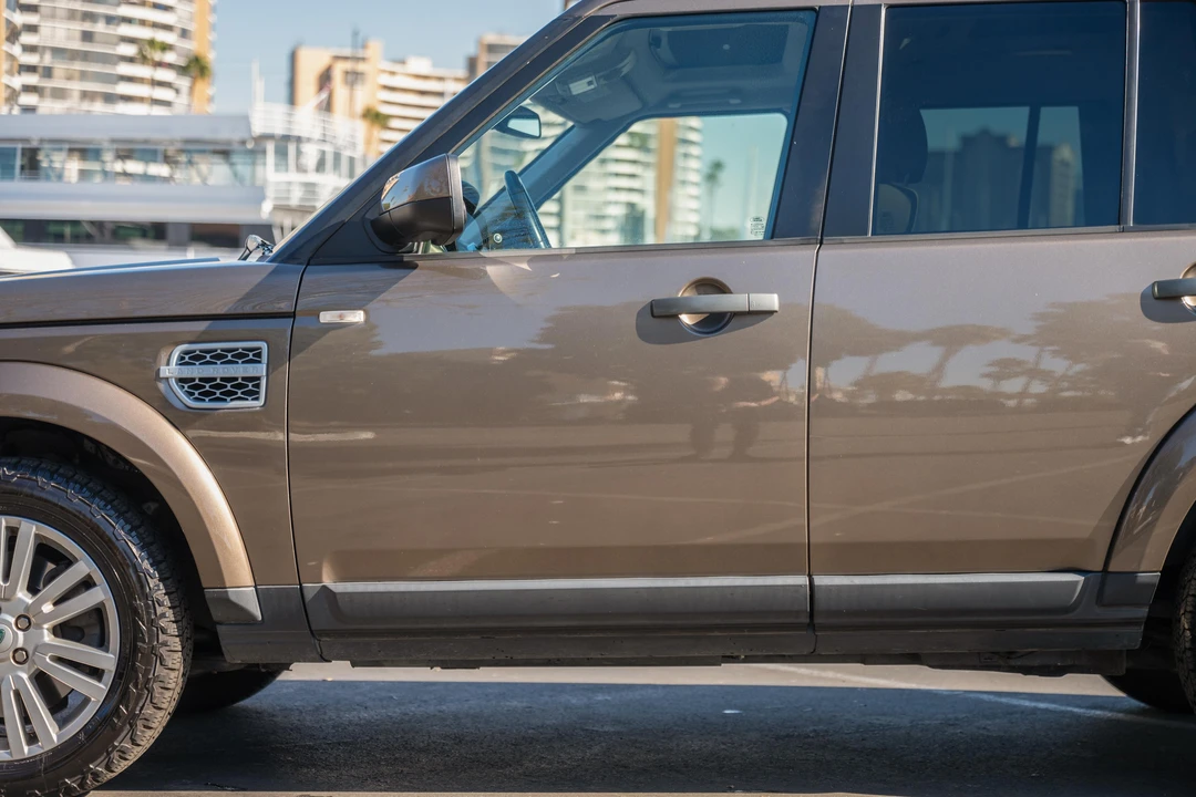 2011 Land Rover Discovery 4th Gen - Image 21 of 31