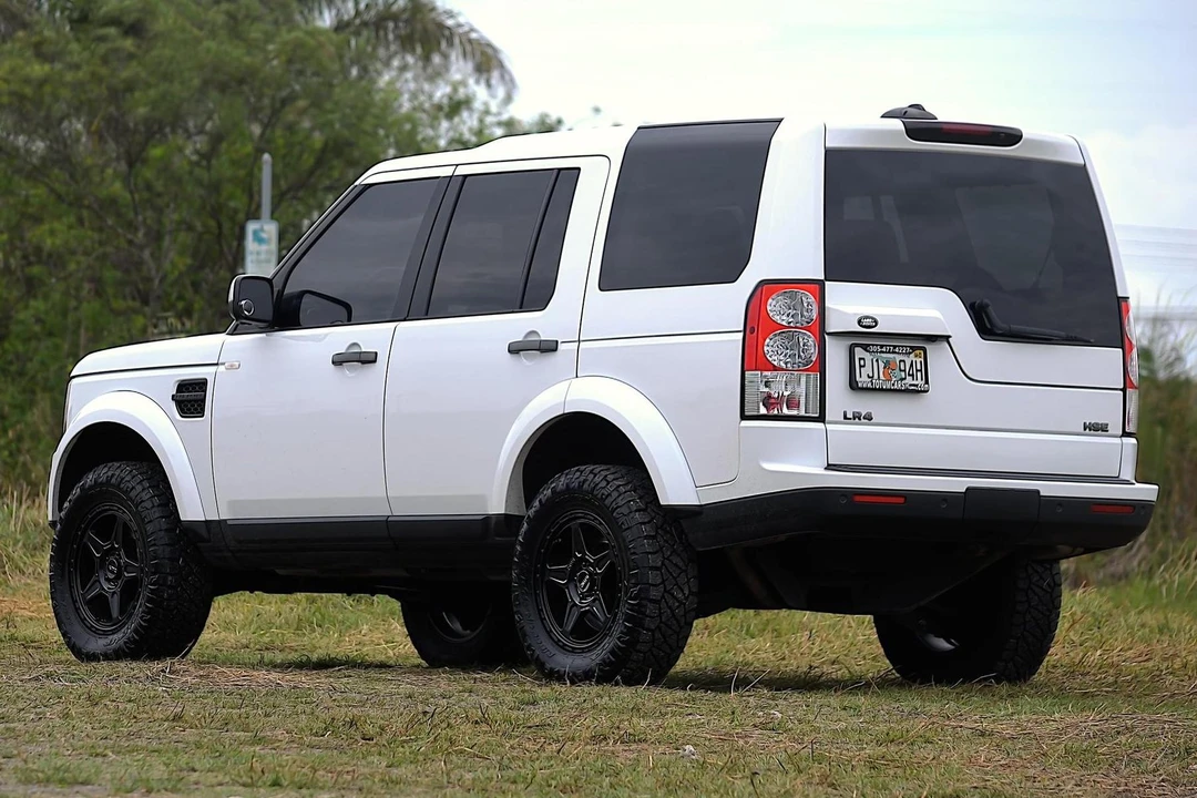 2011 Land Rover Discovery 4th Gen - Image 4 of 31