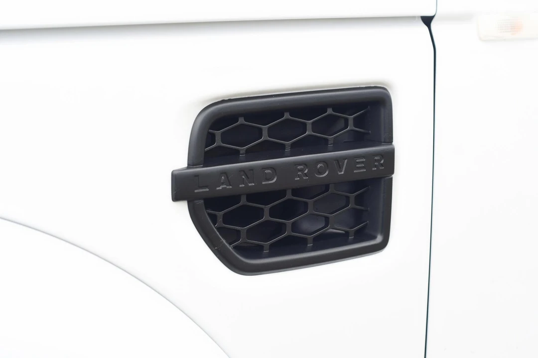 2011 Land Rover Discovery 4th Gen - Image 25 of 31
