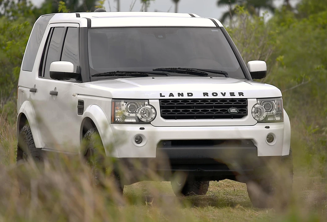 2011 Land Rover Discovery 4th Gen - Image 18 of 31