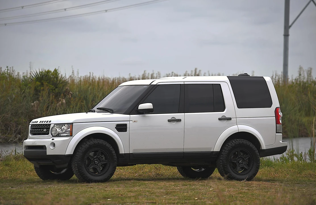 2011 Land Rover Discovery 4th Gen - Image 10 of 31