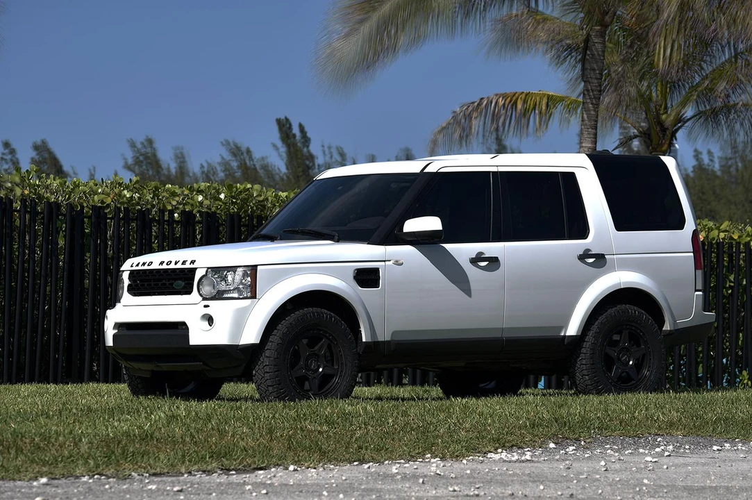 2011 Land Rover Discovery 4th Gen - Image 9 of 31