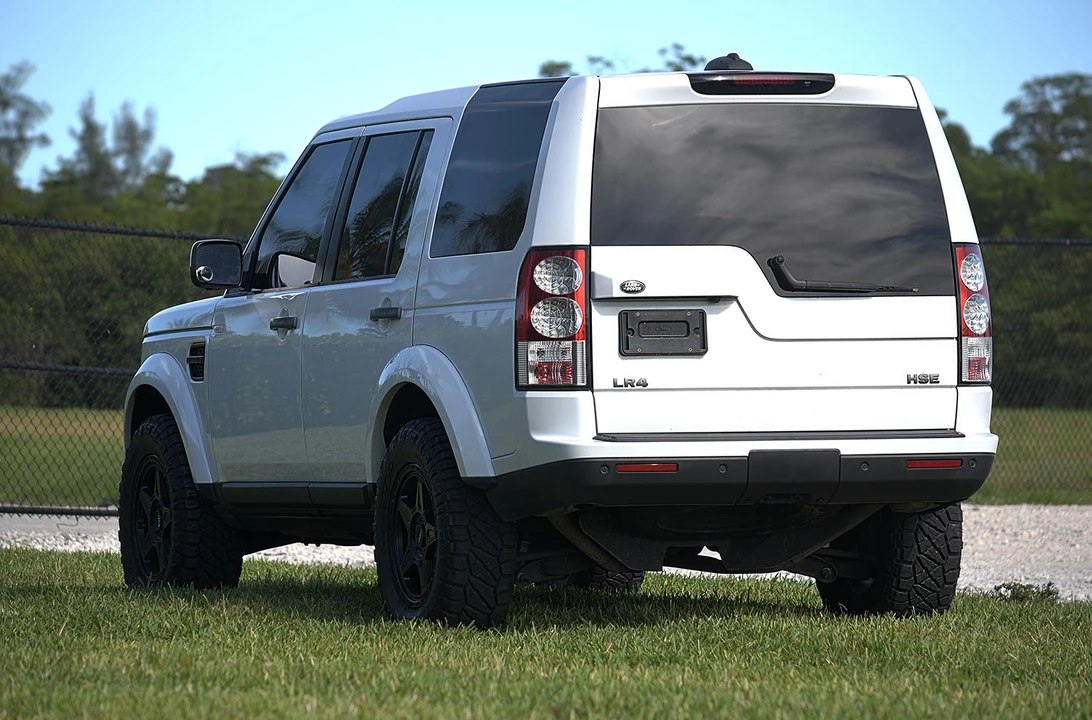2011 Land Rover Discovery 4th Gen - Image 12 of 31