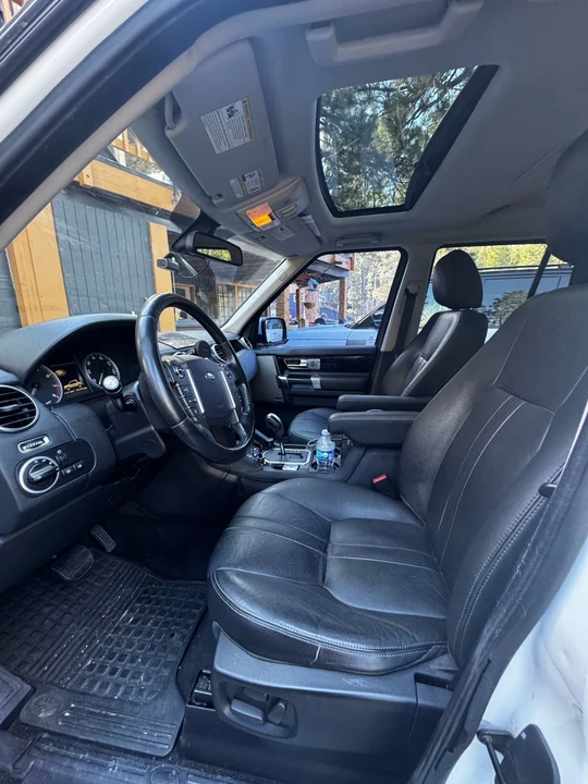 2011 Land Rover Discovery 4th Gen - Image 10 of 19