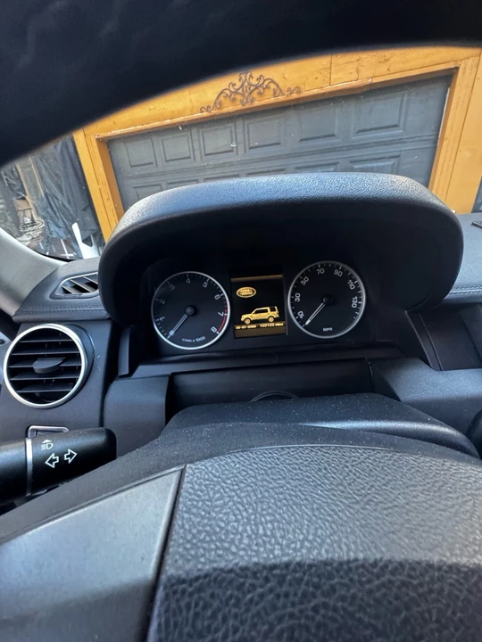 2011 Land Rover Discovery 4th Gen - Image 13 of 19
