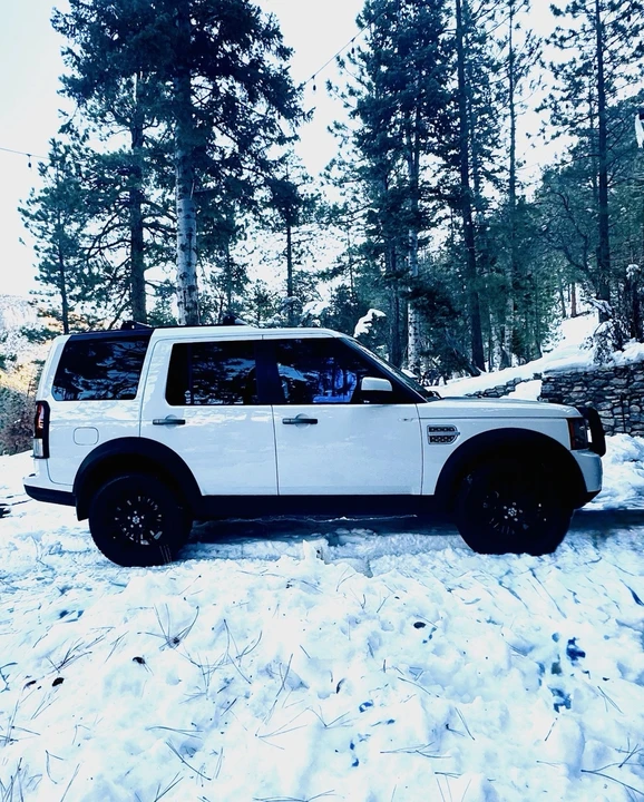 2011 Land Rover Discovery 4th Gen - Image 5 of 19