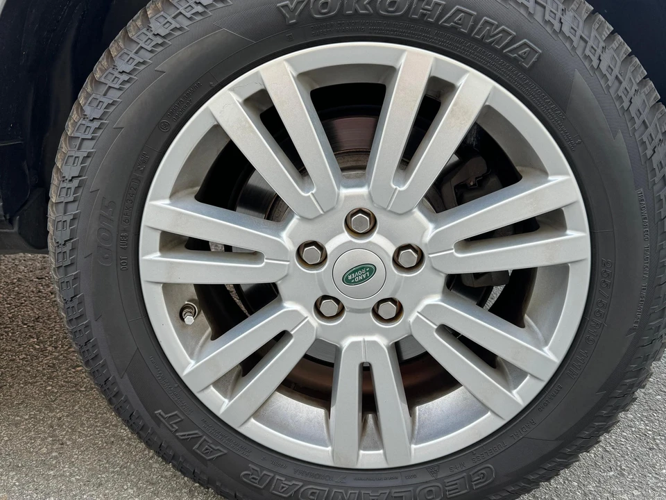 2011 Land Rover Discovery 4th Gen - Image 27 of 31