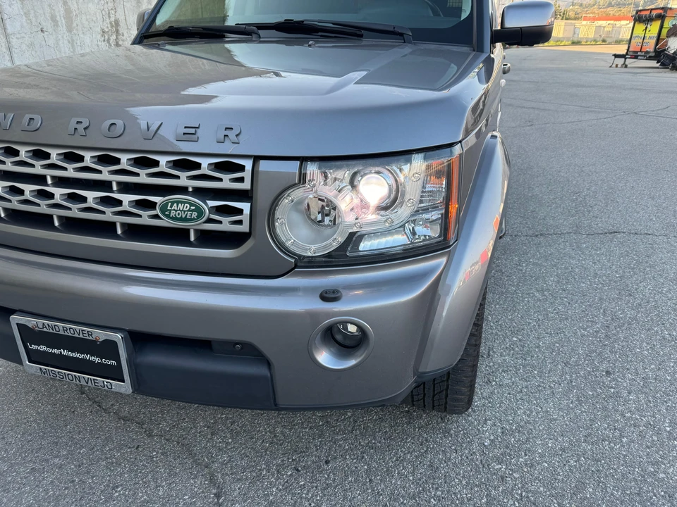 2011 Land Rover Discovery 4th Gen - Image 19 of 31