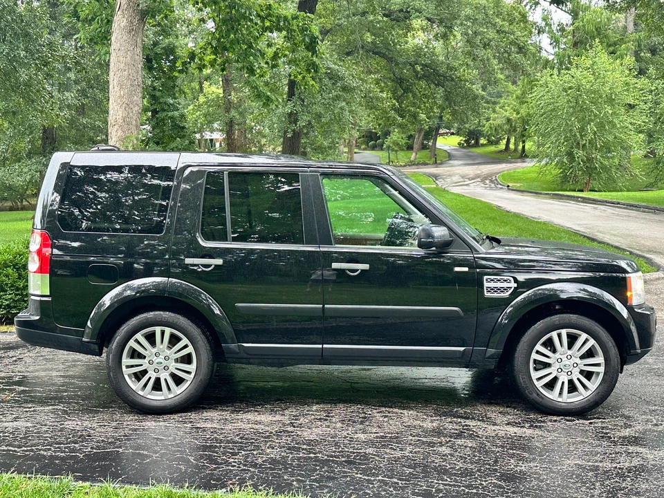 2011 Land Rover Discovery 4th Gen - Image 10 of 31