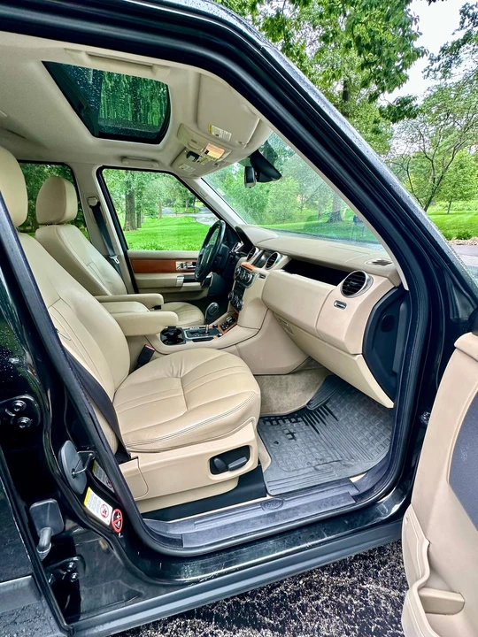 2011 Land Rover Discovery 4th Gen - Image 16 of 31