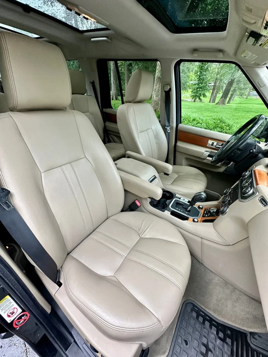 2011 Land Rover Discovery 4th Gen - Image 17 of 31