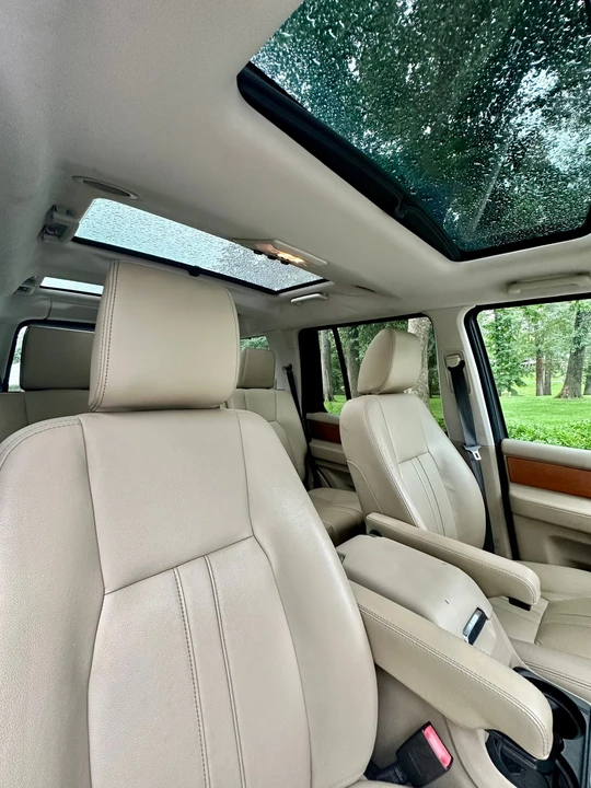 2011 Land Rover Discovery 4th Gen - Image 18 of 31