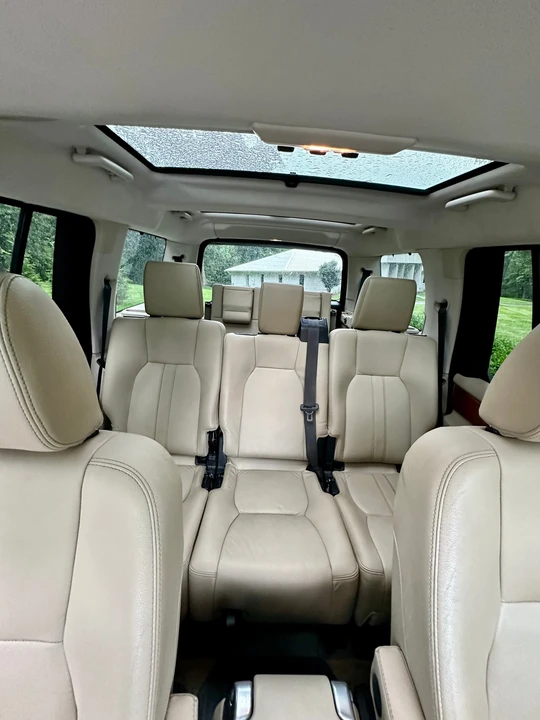 2011 Land Rover Discovery 4th Gen - Image 26 of 31