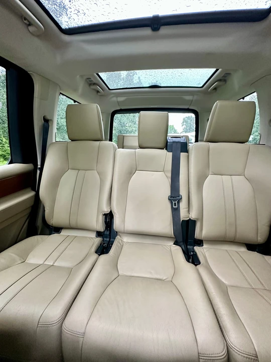 2011 Land Rover Discovery 4th Gen - Image 27 of 31
