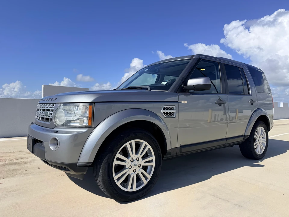 2011 Land Rover Discovery 4th Gen - Image 16 of 31