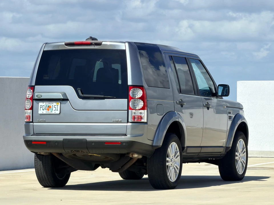 2011 Land Rover Discovery 4th Gen - Image 25 of 31
