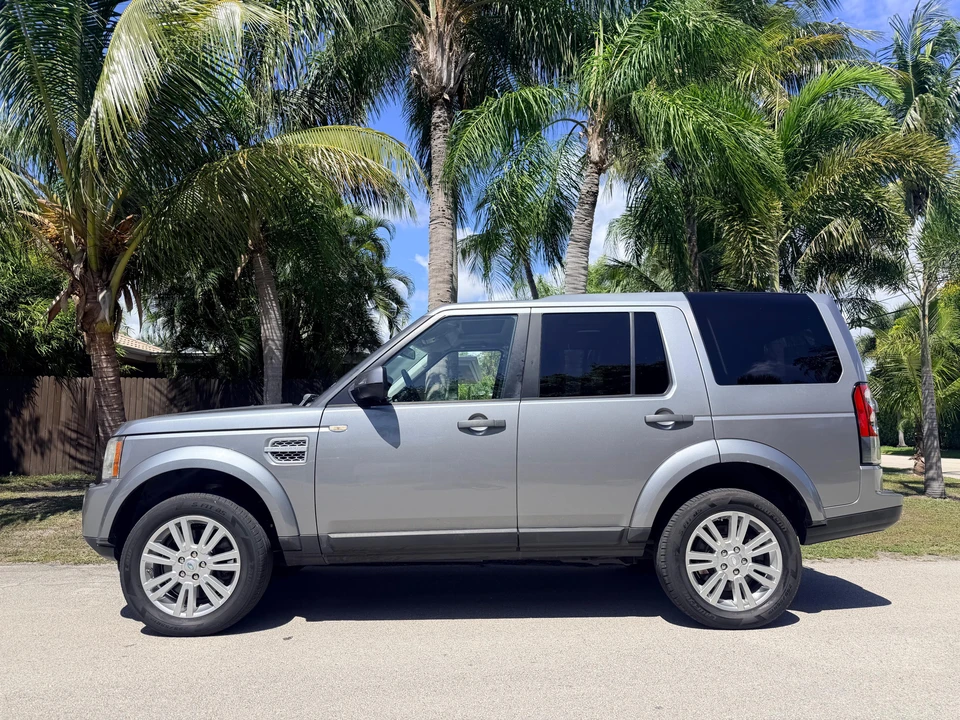 2011 Land Rover Discovery 4th Gen - Image 9 of 31