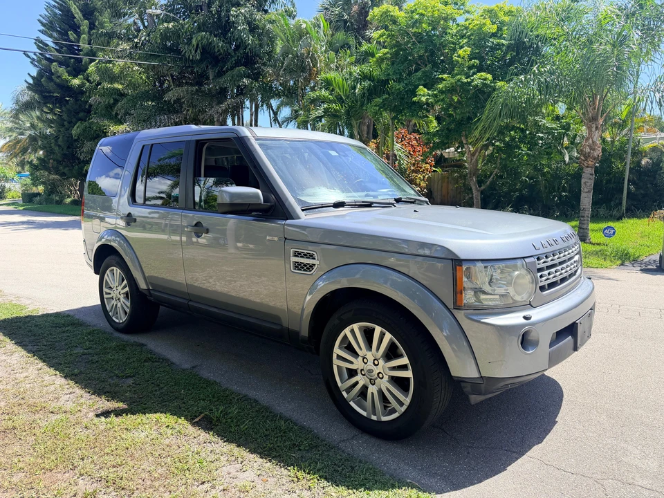 2011 Land Rover Discovery 4th Gen - Image 15 of 31
