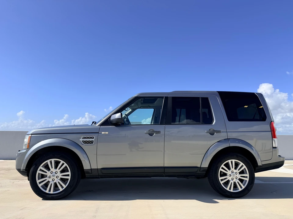 2011 Land Rover Discovery 4th Gen - Image 18 of 31