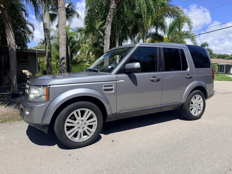 2011 Land Rover Discovery 4th Gen - Image 8 of 31