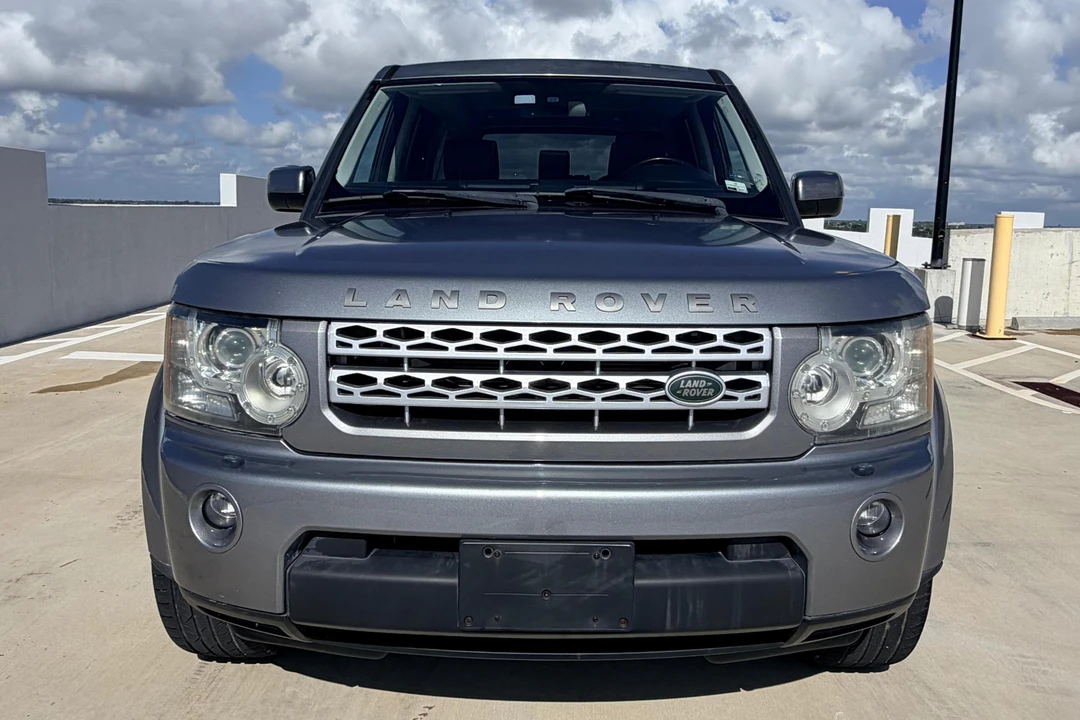 2011 Land Rover Discovery 4th Gen - Image 2 of 31