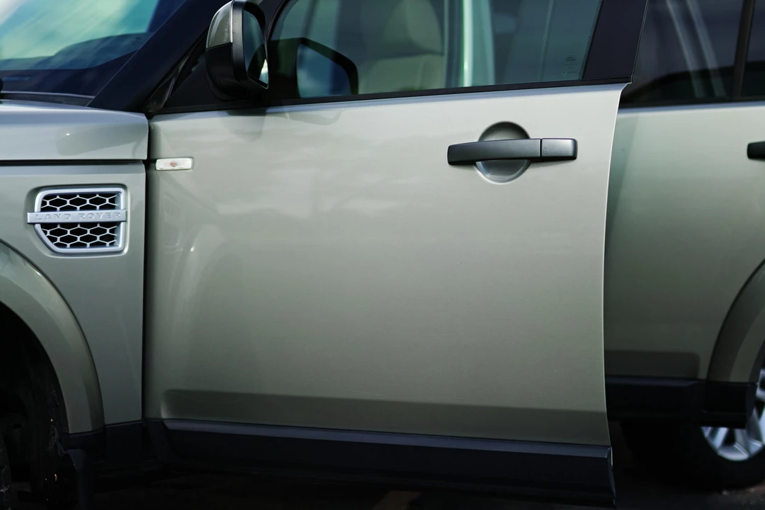 2011 Land Rover Discovery 4th Gen - Image 12 of 31