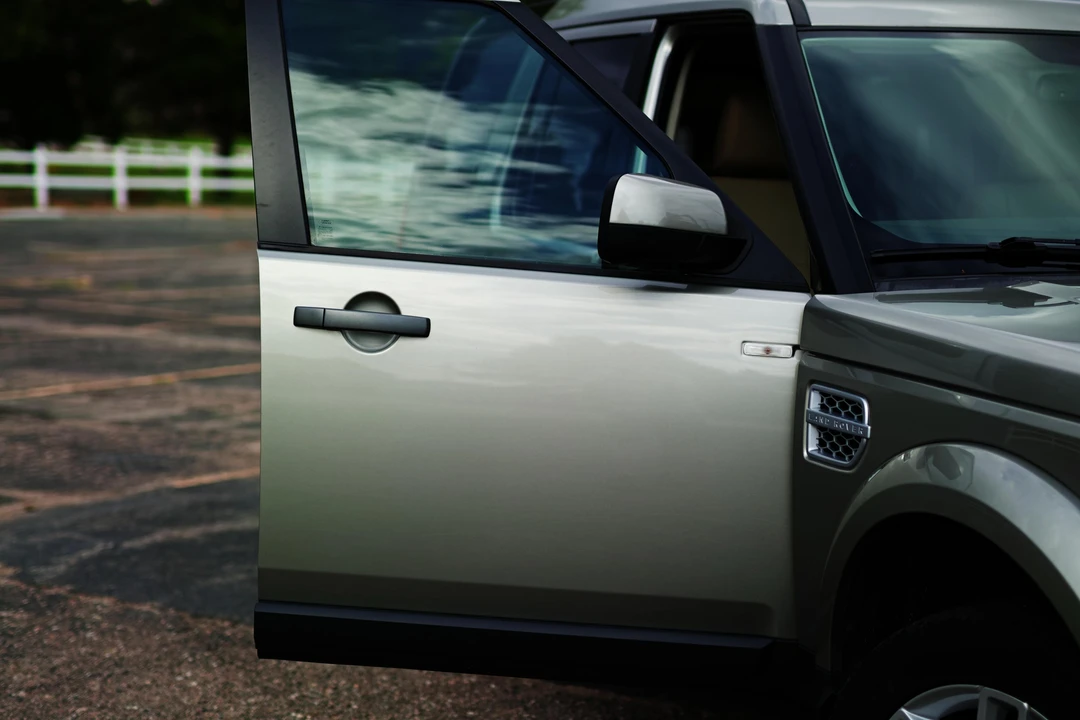 2011 Land Rover Discovery 4th Gen - Image 15 of 31