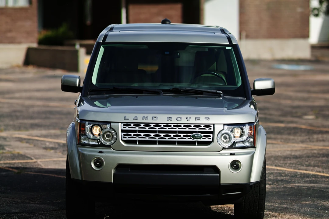 2011 Land Rover Discovery 4th Gen - Image 6 of 31