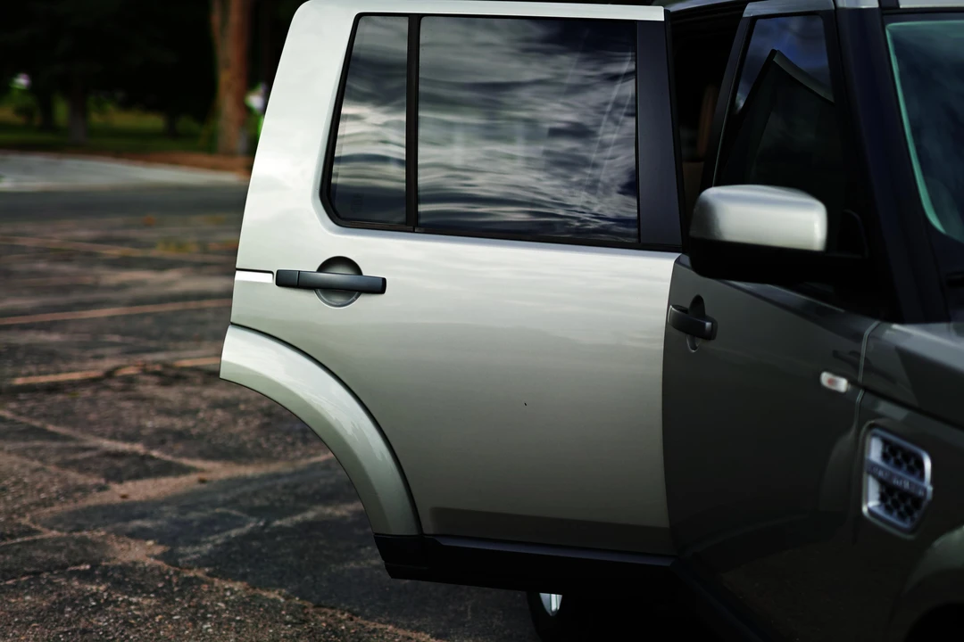 2011 Land Rover Discovery 4th Gen - Image 14 of 31