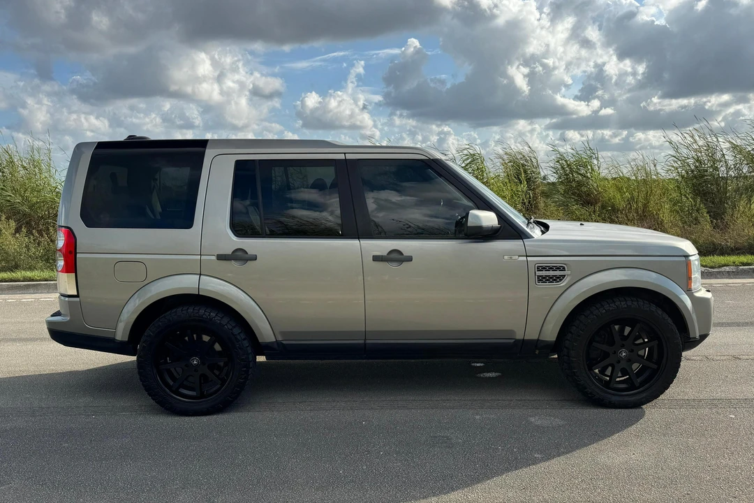 2011 Land Rover Discovery 4th Gen - Image 3 of 31