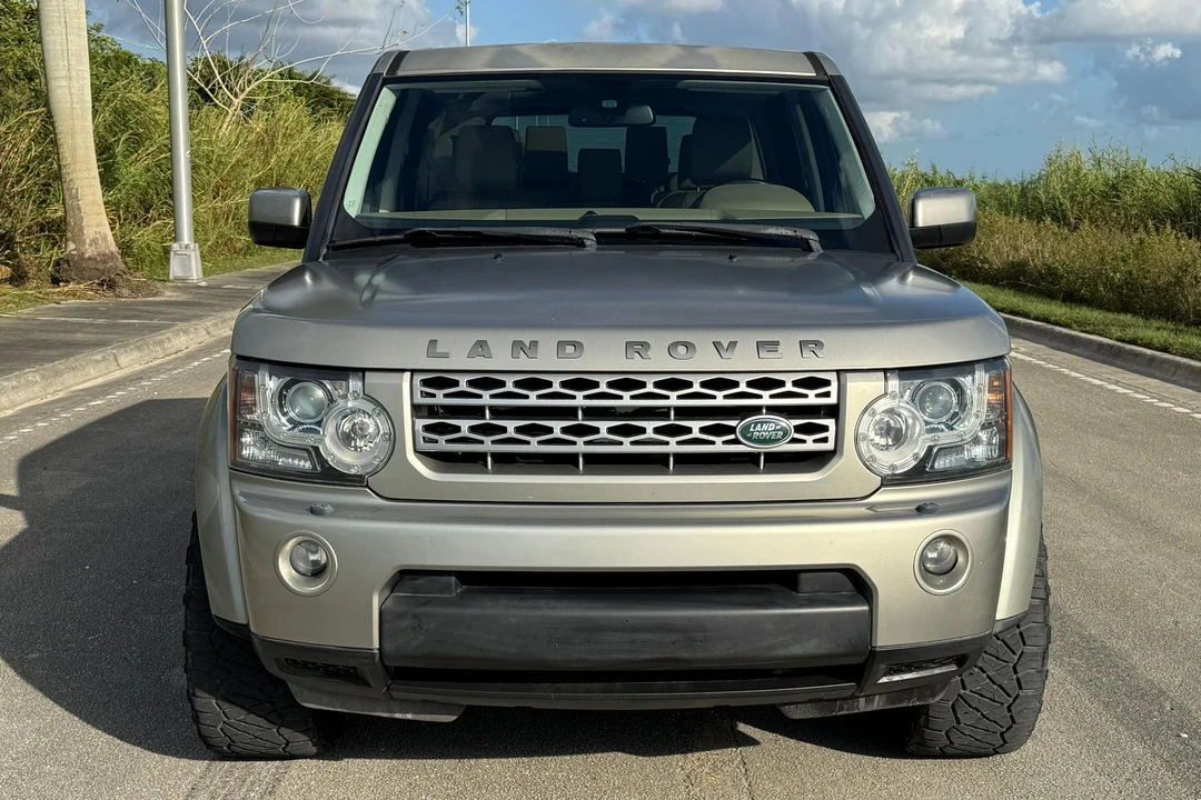 2011 Land Rover Discovery 4th Gen - Image 2 of 31