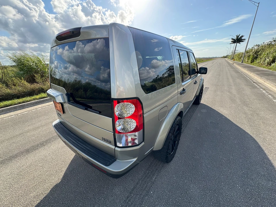 2011 Land Rover Discovery 4th Gen - Image 14 of 31