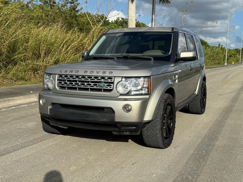2011 Land Rover Discovery 4th Gen - Image 9 of 31