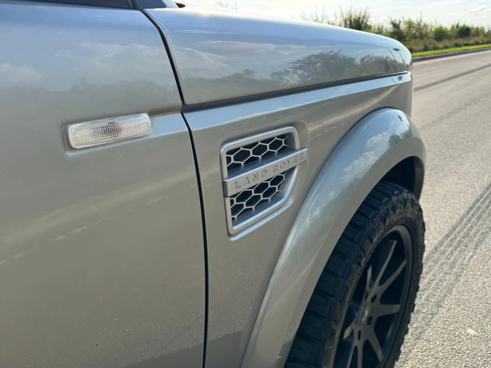 2011 Land Rover Discovery 4th Gen - Image 30 of 31