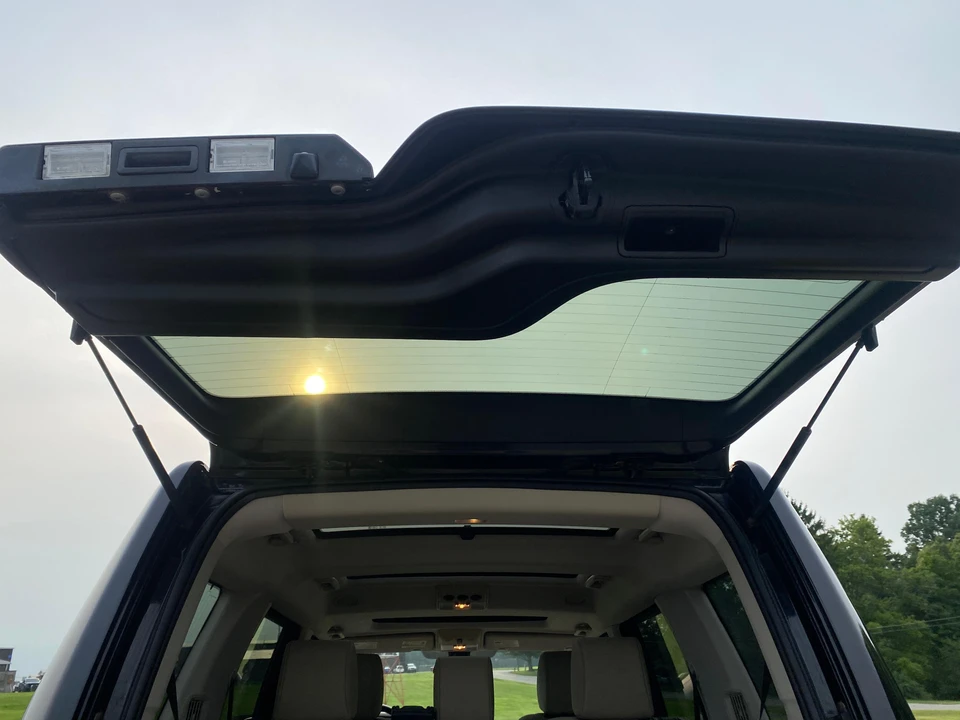 2011 Land Rover Discovery 4th Gen - Image 27 of 31