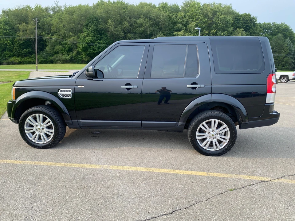 2011 Land Rover Discovery 4th Gen - Image 6 of 31