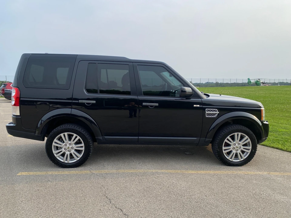 2011 Land Rover Discovery 4th Gen - Image 8 of 31
