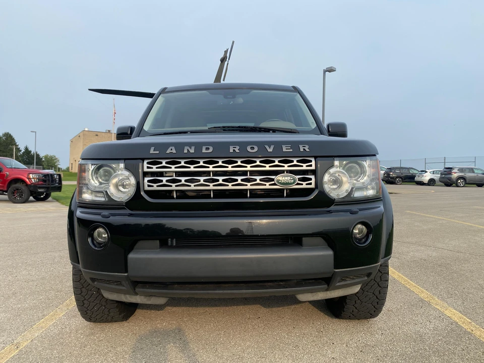 2011 Land Rover Discovery 4th Gen - Image 16 of 31
